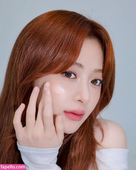 Huh Yunjin_ model nackt fotos