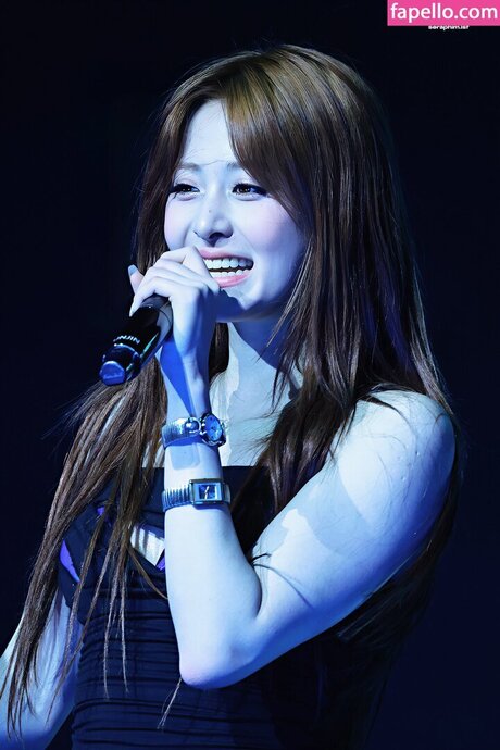 Huh Yunjin_ kostenlose porno foto