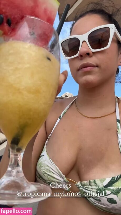 ebenholz falsche titten onlyfans erotische kunst archiv