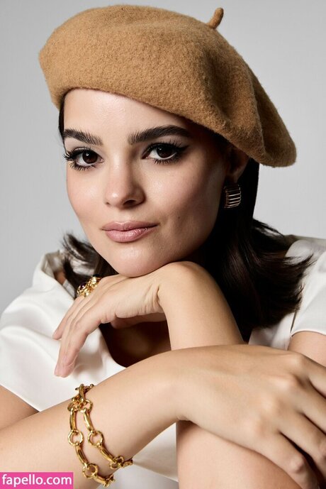 Brianna Hildebrand heiße galerie