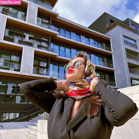 feyzakball sexy nackte galerie