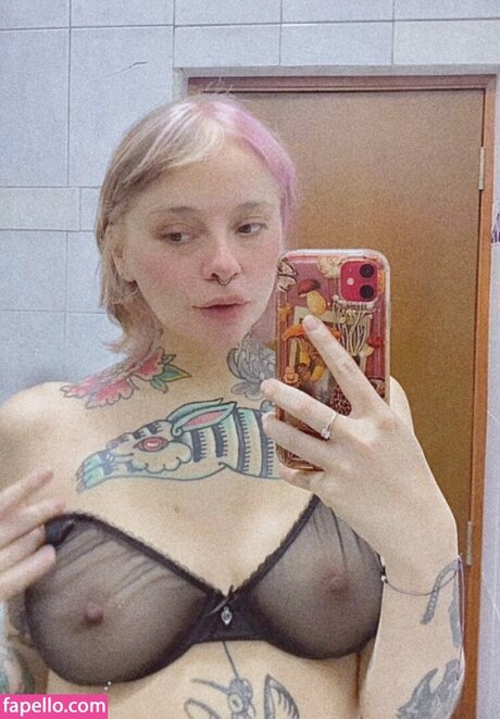 Hurongato nackt perfekte galerien