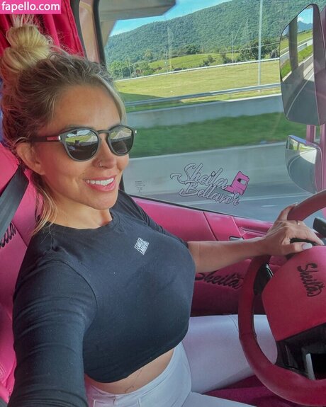 Sheila BellaverICIAL hübsche akt fotos