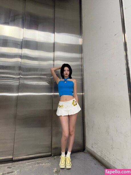 Hwiseo exklusive nette bild