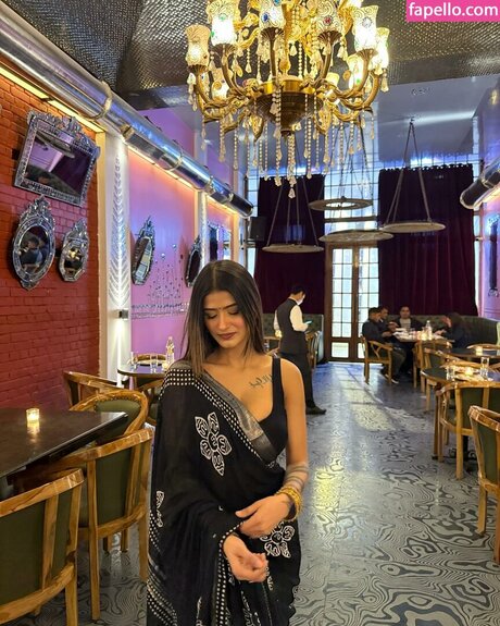 Shambhavi Singh model perfekte galerie