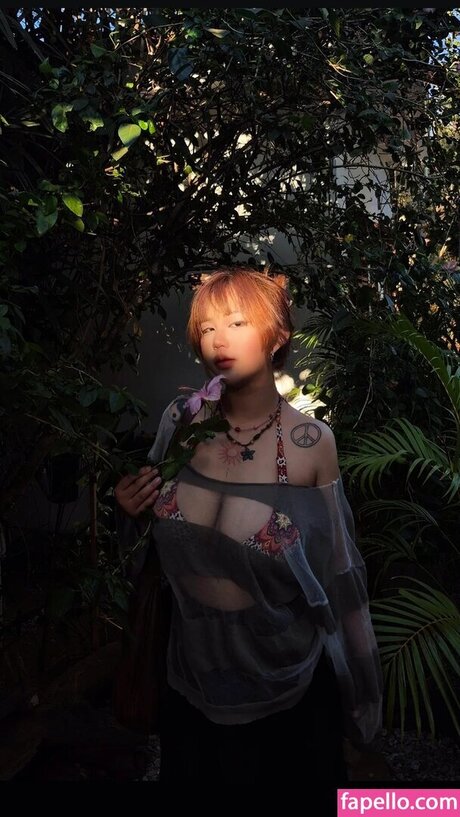 bam sirinun model porno foto