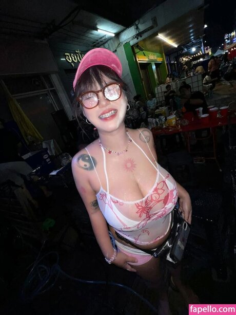 bam sirinun exklusive kunst bilder