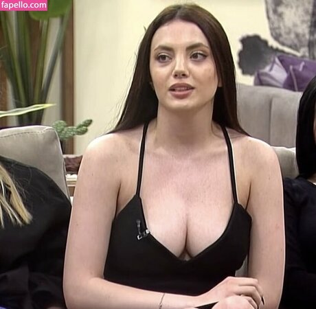 Elif Nur schöne pornostar fotos