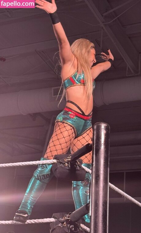 Thea Hail porno heiße bild