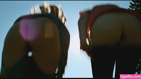 June Diane Raphael nackten archiv