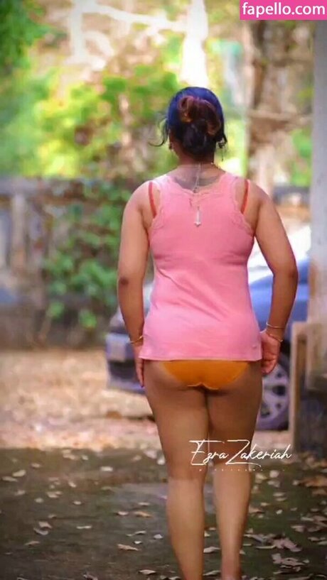 Gowri Mathews Bilder