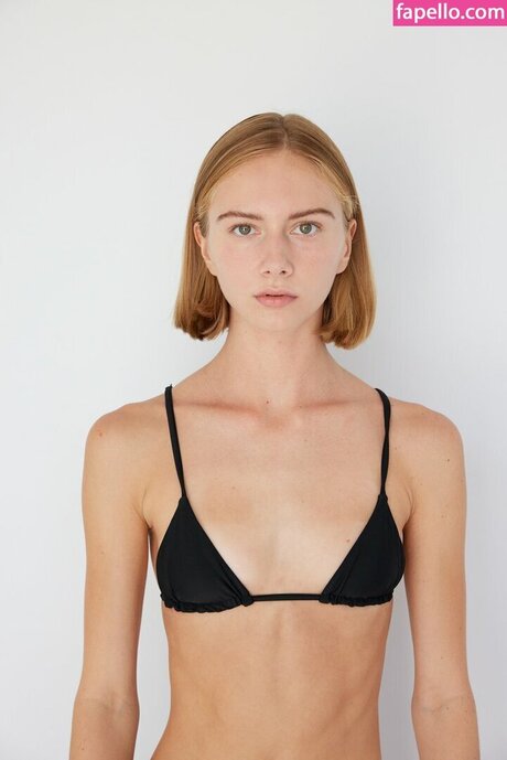 Keira Lhotan pornostar heiße galerien