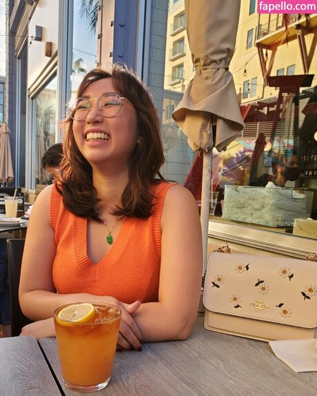 Sophia Phan top bild