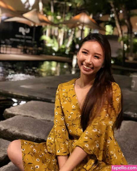 Sophia Phan top hd galerie