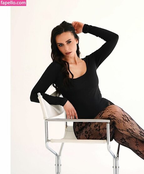 HeyHelen ASMR nackt xxx bild