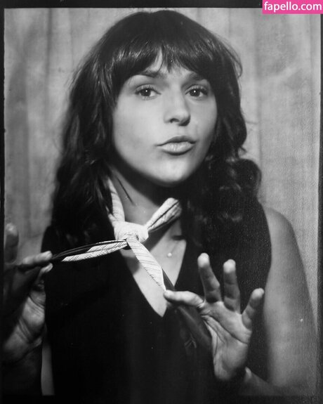 Addie Sartino top schöne bilder