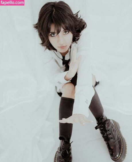 Violent Vira sexy nackte archiv