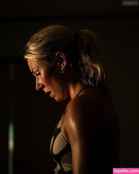 Mikaela Shiffrin kunst porno fotos