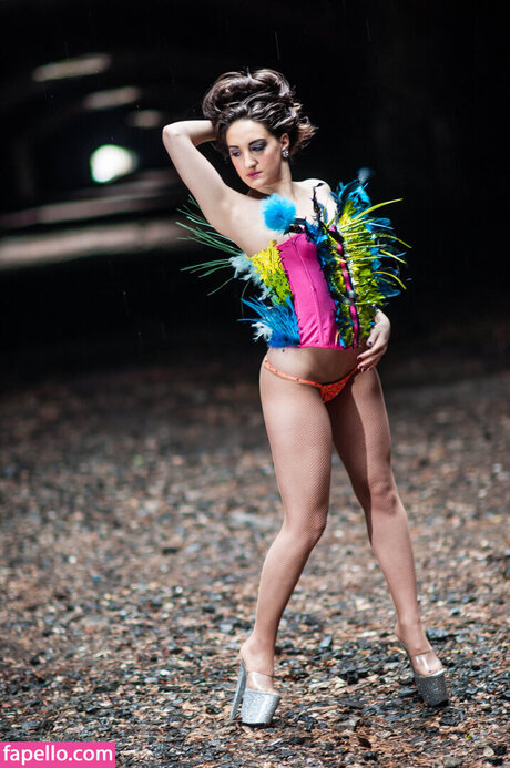 Courtney Lapresi erwachsene xxx archiv