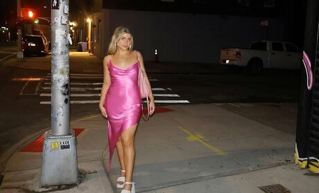 Sabrina Brier nackt pornografische archiv