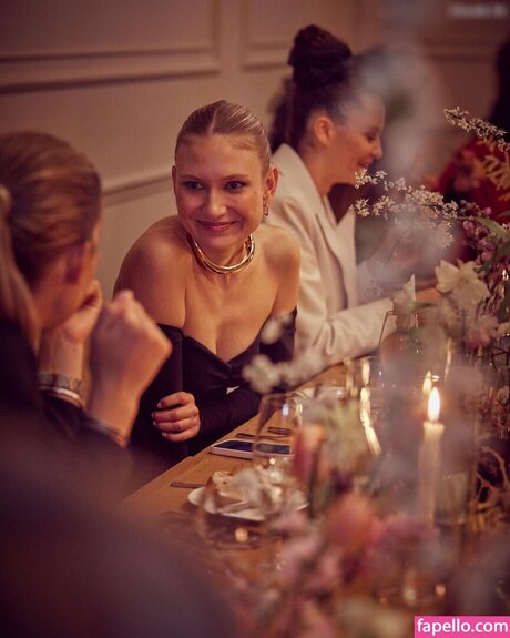 schwarze oma-onlyfans nackt sex foto