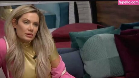 Janelle Pierzina freie nackten galerien