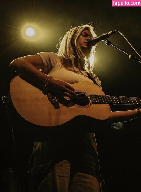 Zoe Clarke erotische xxx bild