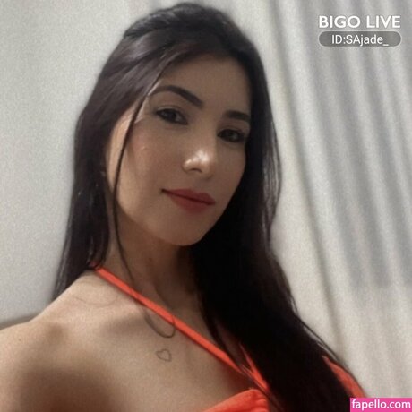 Bigo SAjade_ perfekte erwachsene bild