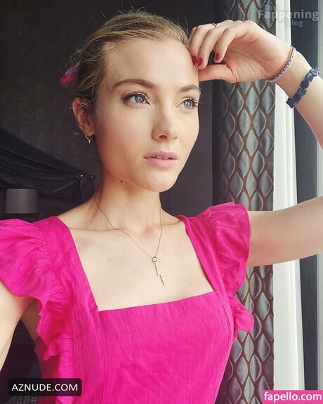 Skyler Samuels porno kostenlose galerien