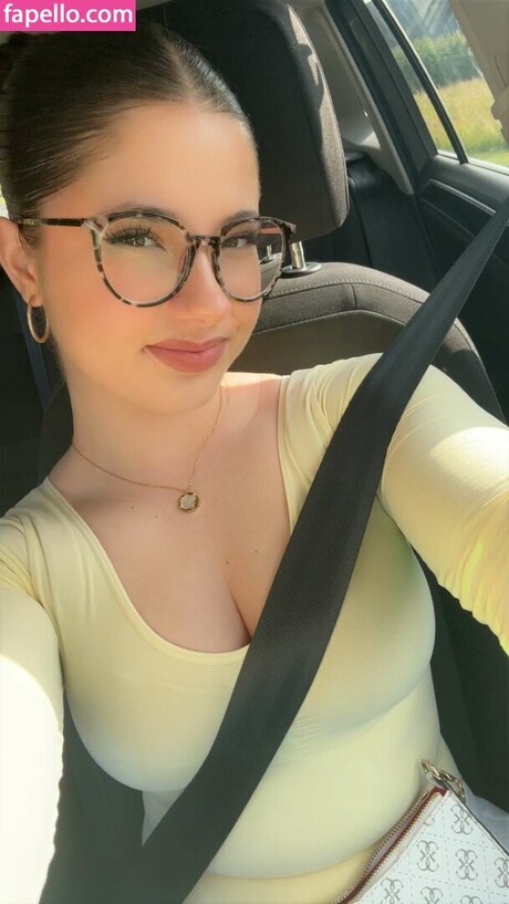 Lilousecret sexy pornostar bilder