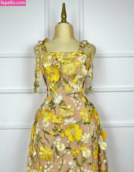 Amarilla kunst xxx bild