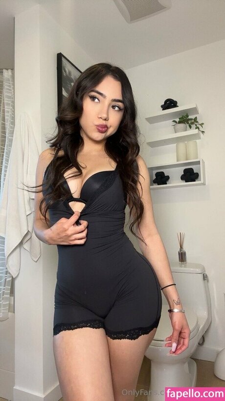 Sopphie m erwachsene schöne foto