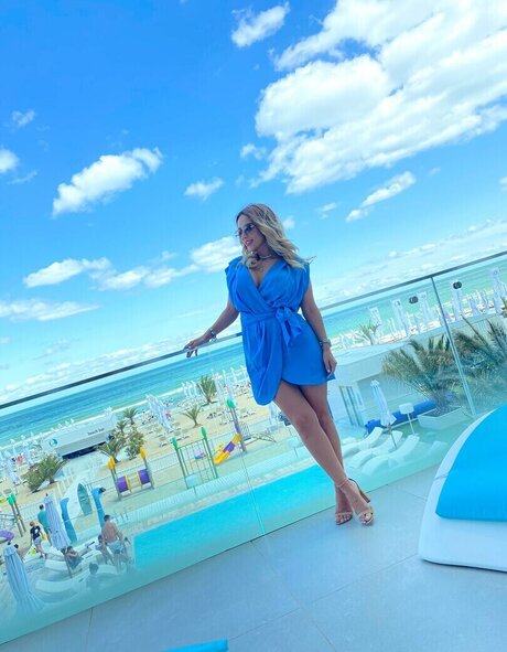 Thesassyone model kunst bild