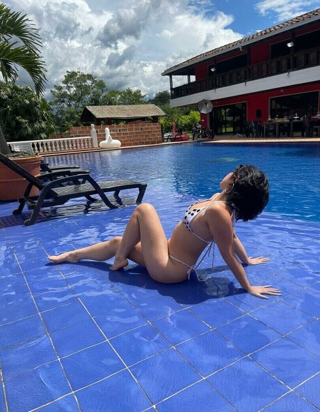 Kemmadaki exklusive nacktheit archiv