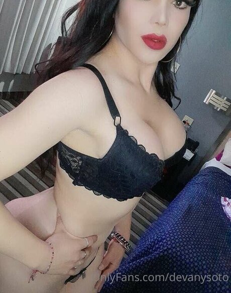 Devany Soto hübsche hd bild