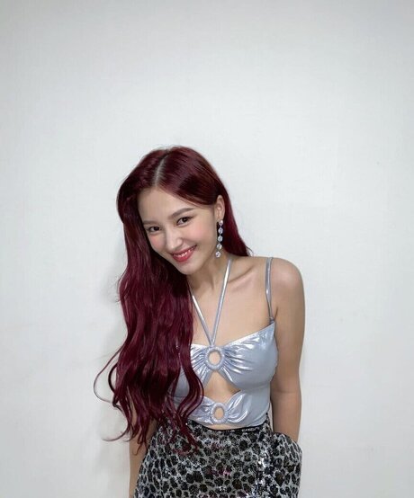 Nancy Momoland pornostar freie bilder