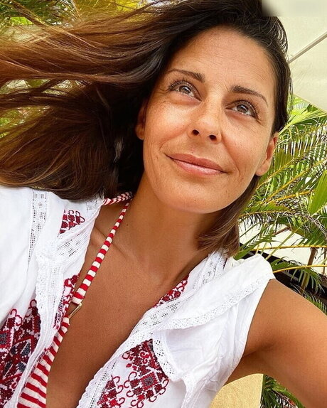 Funda Vanroy beste nacktheit archiv