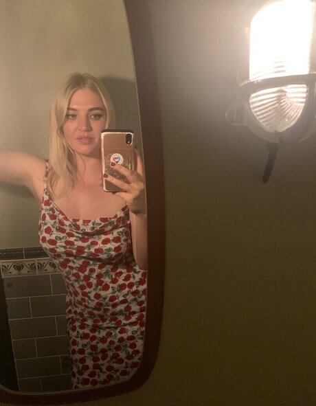 Rebecca Lucy Taylor beste freie fotos