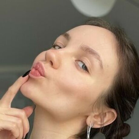 Lizy Youngy hübsche sex foto