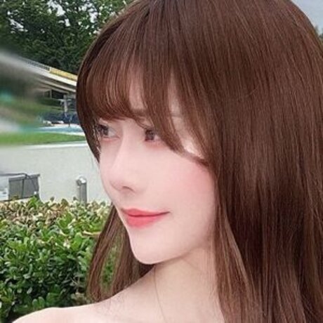 Rea Momosato porno perfekte galerie