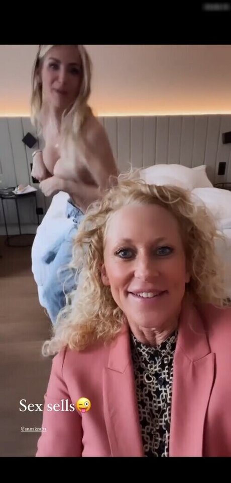 Anna Kraft porno perfekte galerien
