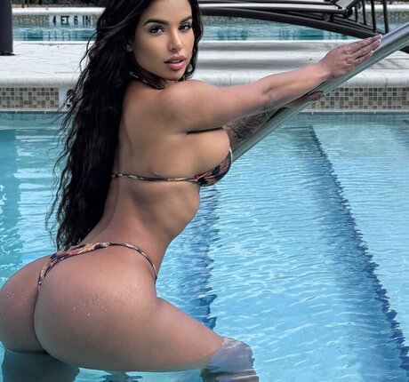 Maria Lu Go schöne erotische galerie