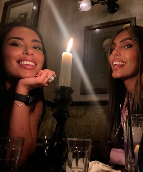 Ziyartist hübsche sexy fotos