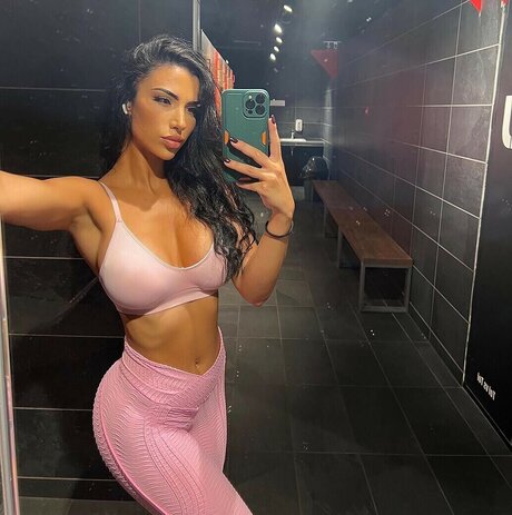 Ziyartist sexy top bild