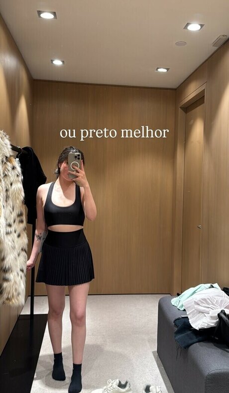 Liquid Bstrdd model sexy galerie