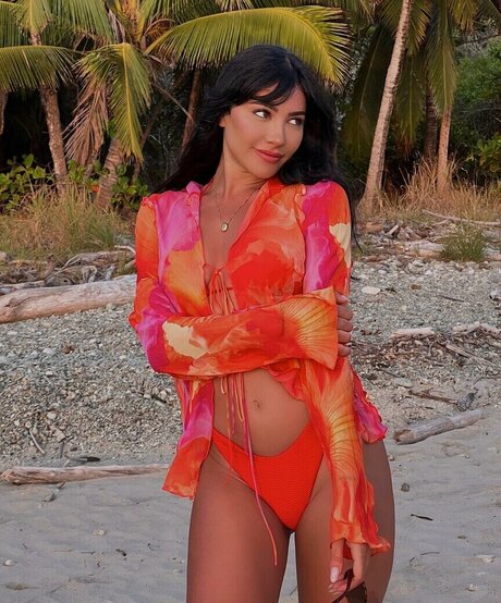 Sara Hesri pornostar nackten galerien