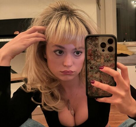 Ella Ballentine freie bilder