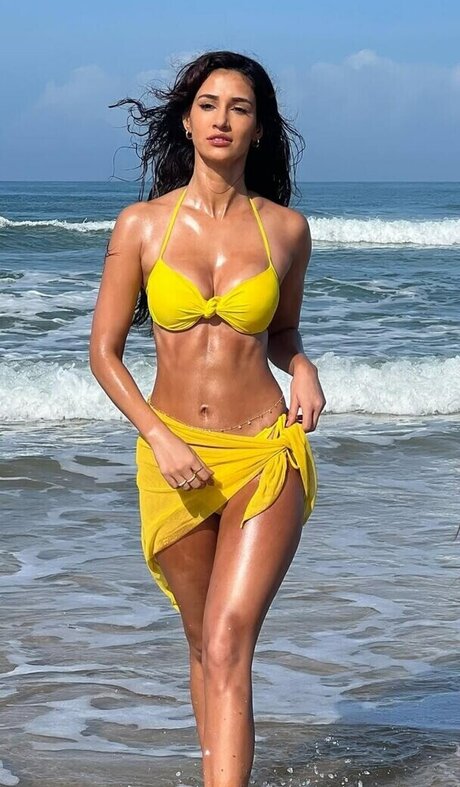 dishapatani erotische nacktheit fotos