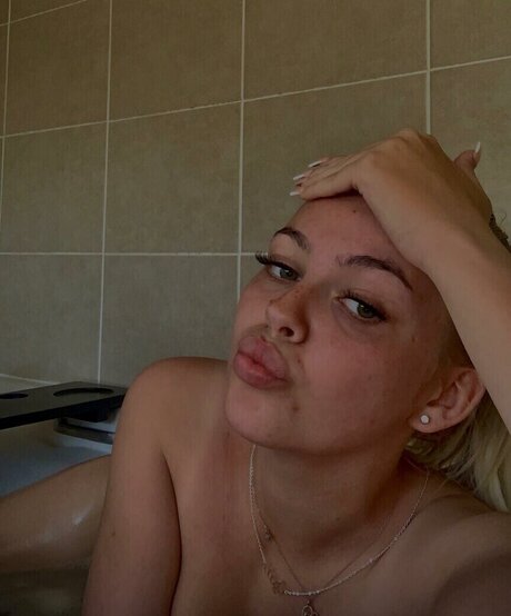 großer schwanz femboy onlyfans perfekte nackten galerien