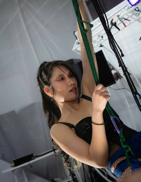 Bessy Q nackte pornostar bilder